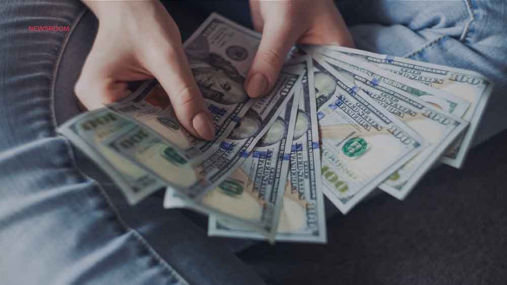 Outsourcing payroll