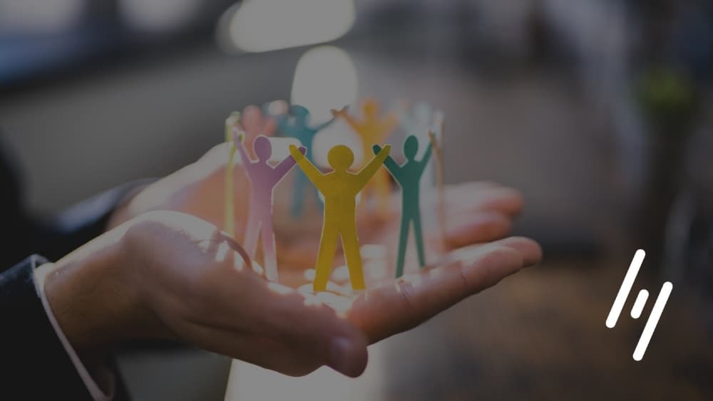 In-House Employment VS. Employer of Record: Core Differences, Pros & Cons